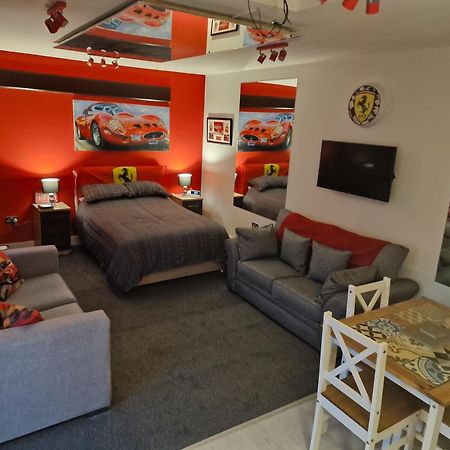 Joiners Arms - Studio Apartments Market Drayton Luaran gambar