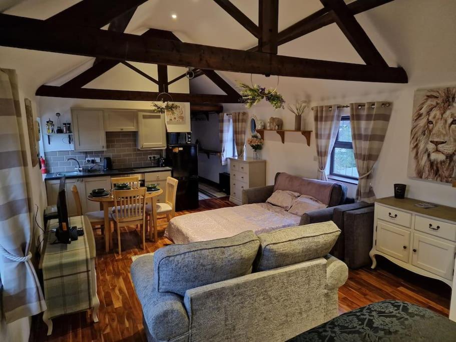 Joiners Arms - Studio Apartments Market Drayton Luaran gambar