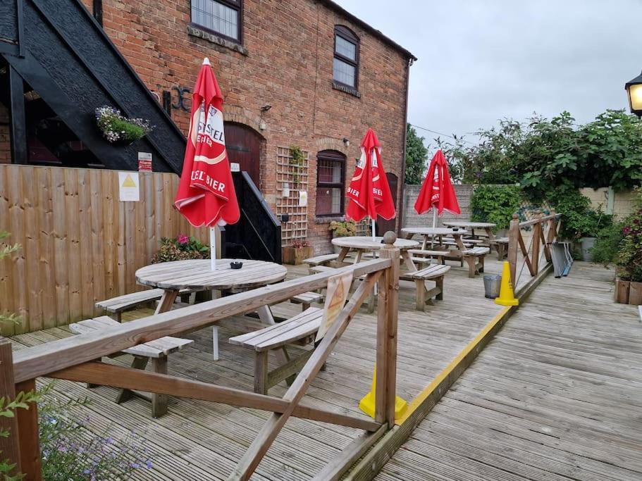 Joiners Arms - Studio Apartments Market Drayton Luaran gambar