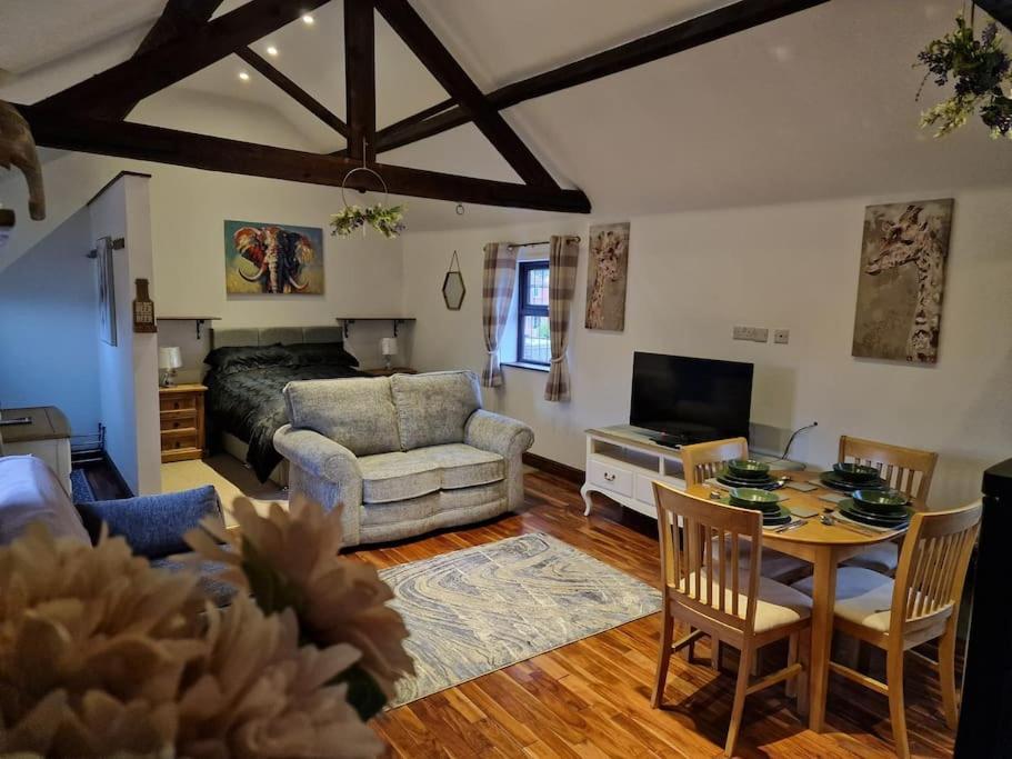Joiners Arms - Studio Apartments Market Drayton Luaran gambar