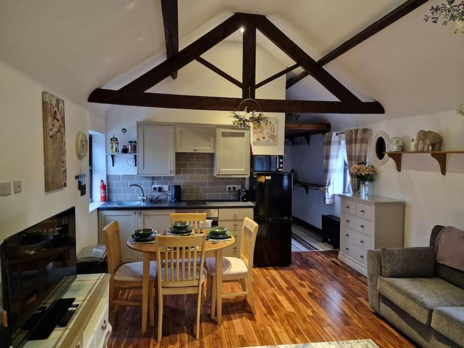 Joiners Arms - Studio Apartments Market Drayton Luaran gambar